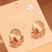 J G Elegante Diamonade Opal Ohrstecker