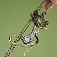 J G Fashion Diamonade Cat Form-Halskette