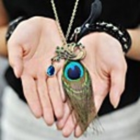 J G Klassiker Diamonade Peacock Form-Halskette