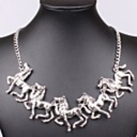 J S Klassische Pferde geformte Halskette