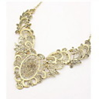 Kushang Hohl Luxus-Metallanhänger-Kragen-Halskette