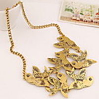 Kushang Metall Birds Singing Kurze Halskette (Gold)