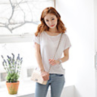 KYJ Frauen Round Kragen Solid Color Basic T-Shirt (weitere Farben)