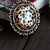 Maizi Frauen Gelb Leopard-Herz-Halskette