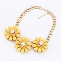 Maki Blumen übertreiben Frische gelbe Halskette