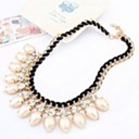 Maki Koreanisch Diamonade Pearl Black Halskette