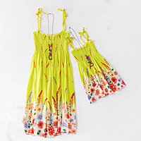 Mama und ich Hellgelb Rote Sommer Boho Lässig / Alltäglich Druck Blumen Ärmellos Knielang Kleider Lightinthebox