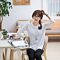 MMS Fake-Two-Piece gestreifte T-Shirt (weiß)