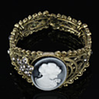 Mode aushöhlen Königin Rinestone Blumen-Armband für Mädchen
