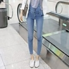 NNA Frauen nehmen gebrochenes Loch Brace Jeans ()