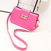 NPSJ Frauen Wunderschöne Fuchsia Metallschnalle Leder Tragbare Nachricht Bag 04-12