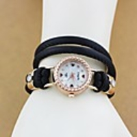 WDL Fashion-Herz-Muster-Armband-Uhr