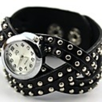 WDL Rivet Dekorative Leder-Armband-Uhr