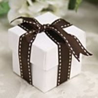 weißes Quadrat zugunsten Box mit Schokolade Farbband (set of 12)