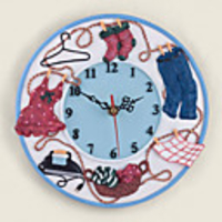 Wäscheservice Theme Polyresin Wanduhr