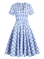 1950er Jahre Vintage Kleid Baby Blau Kariertes Muster Stretch Plissee Kurze Ärmel V-Ausschnitt Rockabilly Kleid