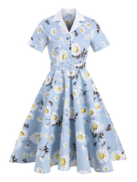 1950er Retro Kleid Hellhimmelblau Blumendruck Stretch Plissee Kurze Ärmel V-Ausschnitt Swing Dress