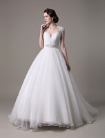 2020 Brautkleider Queen Anne Ausschnitt Brautkleid Organza Spitze Strass Perlen Plissee Sash Zug Brautkleid Milanoo