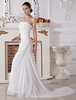 A-Linie-Brautkleid aus Chiffon mit trägerlosem Design und Perlen-Applikation und Schleppe in Weiß