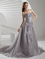 A-Linie-Brautkleid aus Organza mit Herz-Ausschnitt mit Pailletten und Hof-Schleppe in Silbern