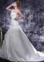 A-Linie-Brautkleid aus Satin mit Herz-Ausschnitt und Kapelle-Schleppe in Weiß