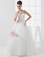 A-Linie-Brautkleid aus Satin mit Schleppe in Elfenbeinfarbe