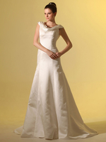 A-Linie-Brautkleid aus Satingewebe mit Rollkragen und Blumen-Deko und Hof-Schleppe in Elfenbeinfarbe Milanoo