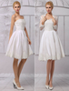 A-Linie-Brautkleid aus Satingewebe und trägerlosem Design und Spitzen knielang in Elfenbeinfarbe