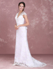 A-Linie-Brautkleid aus Spitze mit V-Ausschnitt und Spitzen und Schleppe in Weiß