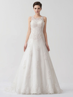 A-Linie-Brautkleid aus Tüll mit Herz-Ausschnitt und Perlen-Applikation und Schleppe in Elfenbeinfarbe