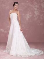 A-Linie-Brautkleid aus und Herz-Ausschnitt und Spitzen und Domkirchen-schleppe in Weiß