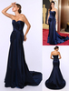 Abendkleid aus Satin in Dunkelblau