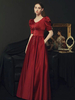 Abendkleid Burgunder A-Linie Sweetheart Neck Matt Satin Bodenlange Abendkleider