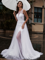 Anpassen Hochzeitskleid Spitze Tüll A-Linie Juwelenhals Ärmellose natürliche Taille Mit Zug Brautkleider