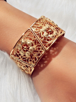 Armband Für Frau Blond Ausgeschnittene Metallarmbänder Mit Blumendruck