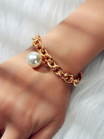 Armband für Frau Blond Cut Out Metal Pearl Geometrische Armbänder
