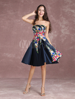 Ballkleider A-Linie- Ball kleider Dunkelmarineblau Hochzeit Satingewebe Cocktailkleider ärmellos Formelle Kleider trägerlos knielang