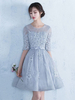 Ballkleider Hellgrau Ball kleider Tüll Hochzeit A-Linie- Cocktailkleider Mini-Kleid und Rundkragen 1/2 Ärmel Formelle Kleider und Schnürung