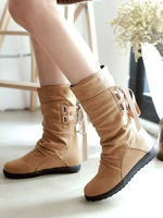 Beliebter Stiefel mit Schnüren Flach