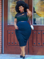 Übergroßes; figurbetontes Kleid Dunkelblaues; schulterfreies; kurzärmeliges; sexy Polyester-Sommer-Midikleid aus Polyester mit Bateau-Ausschnitt