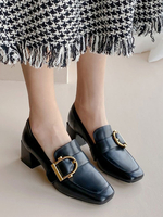 Black Loafers Frauen Square Toe Leder Metall Details Slip On Schuhe