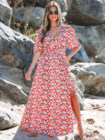 Blumenkleid mit kurzen Ärmeln tiefem V-Ausschnitt und langem Boho-Stil 2025