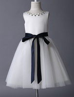 Blumenmädchen Kleider A-Linie- Abendkleider für Hochzeit knöchellang mit Rundkragen Hochzeit Satingewebe ärmellos kleid blumenmädchen