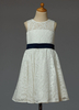 Blumenmädchen Kleider A-Linie- Elfenbeinfarbe Abendkleider für Hochzeit knielang Illusion Ausschnitt Spitze ärmellos kleid blumenmädchen