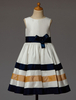 Blumenmädchen Kleider A-Linie- Elfenbeinfarbe Abendkleider für Hochzeit knielang mit Rundkragen Satingewebe ärmellos kleid blumenmädchen