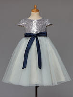 Blumenmädchen Kleider A-Linie- Selber Abendkleider für Hochzeit knielang mit Rundkragen Hochzeit Satingewebe Kurzarm kleid blumenmädchen