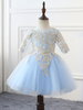 Blumenmädchen Kleider Babyblau Abendkleider für Hochzeit Tüll 1/2 Ärmel Prinzessin Hochzeit mit Rundkragen kleid blumenmädchen knielang
