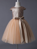 Blumenmädchen Kleider Champagner Abendkleider für Hochzeit mit Pailletten bestickt Kurzarm A-Linie- Hochzeit und Rundkragen knielang