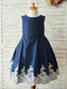 Blumenmädchen Kleider Dunkelmarineblau Abendkleider für Hochzeit Satingewebe ärmellos Prinzessin Hochzeit mit Rundkragen kleid blumenmädchen knielang