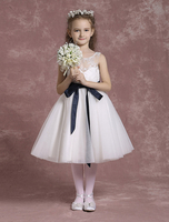 Blumenmädchen Kleider Elfenbeinfarbe Abendkleider für Hochzeit Satingewebe A-Linie- mit Rundkragen Hochzeit knielang kleid blumenmädchen